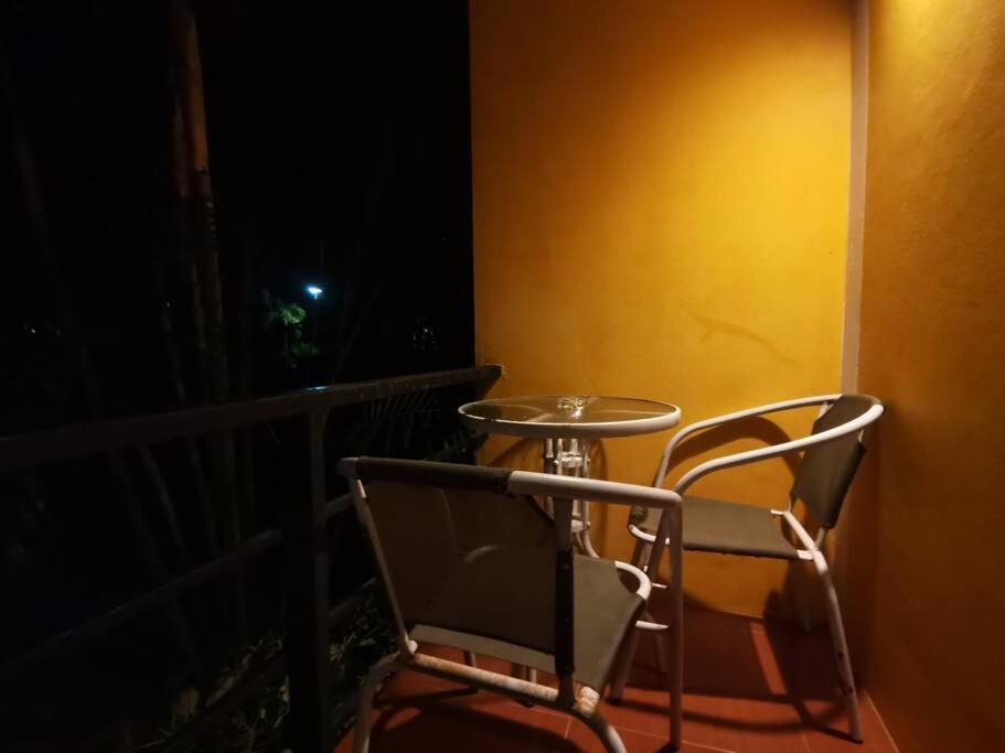 Little Yellow House- Aonang Ao Nang Esterno foto